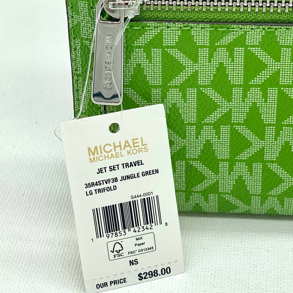 Michael Kors Green Monogram Large Trifold Wallet - Picture 7 of 9